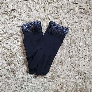 Ladylike Gloves with Faux Fur Pom & Lace Detail Fall Winter Coquette Preppy